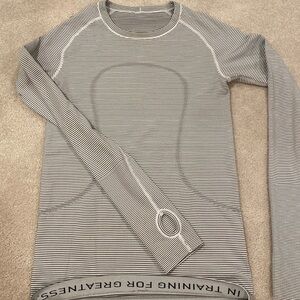 Lululemon Swiftly Tech long Sleeve